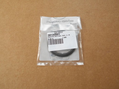 Pierścień teflonowy uszczelniający do układu sprzęgła hydraulicznego PowerSafe.