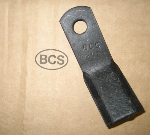 Nóż typu Y do kosiarek bijakowych BCS BladeRunner