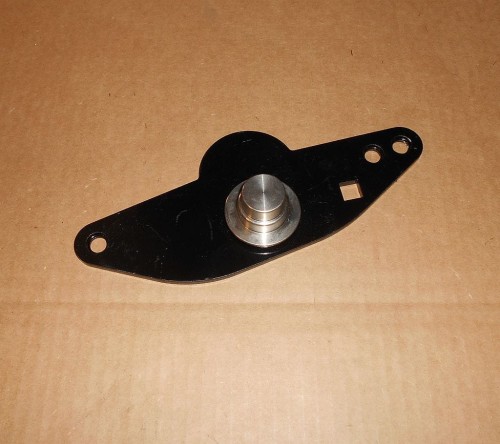 Oprawa łożyska wału podporowego do kosiarek bijakowych BERTA Shark.