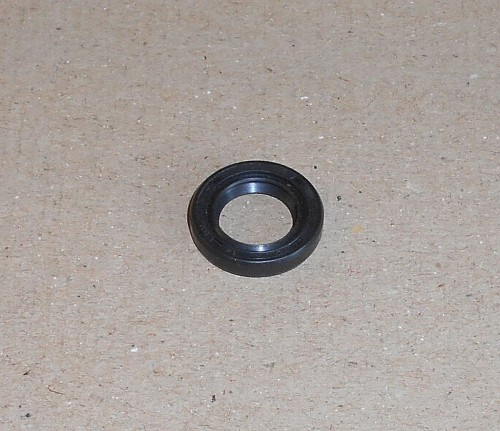 Uszczelniacz dźwigni wałka WOM do ciągników jednoosiowych BCS