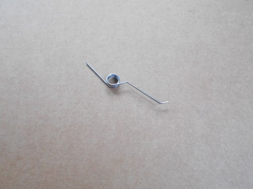 Sprężyna odbojowa manetki sprzęgła do ciągników jednoosiowych BCS.