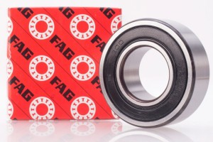 Łożysko wałka atakującego