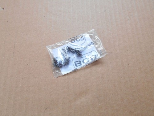 Sprężyna mechanizmu zmiany kierunku jazdy do ciągników jednoosiowych BCS.