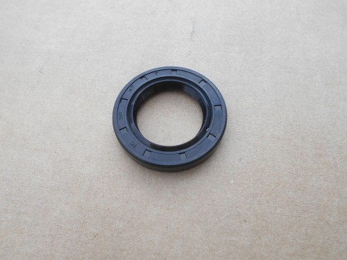 Uszczelniacz łożyska wału podporowego do kosiarek bijakowych BERTA Shark.