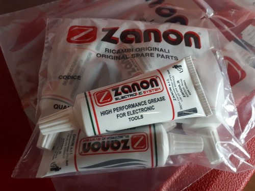 Smar do narzędzi akumulatorowych ZANON.