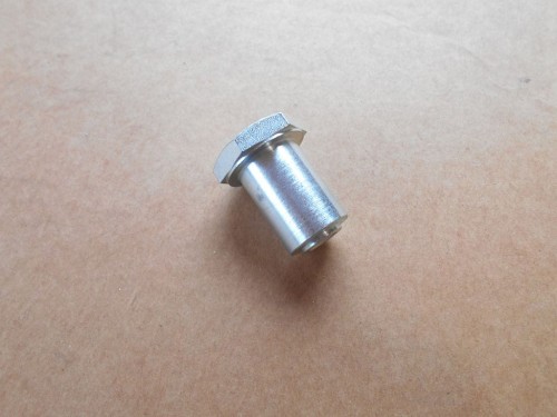 Nakrętka specjalna do mechanizmu dźwigni sterowania jazdą do ciągników jednoosiowych BCS.